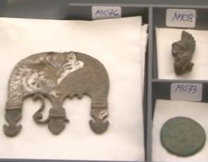 Alcuni dei reperti rinvenuti (derstandard.at) Alcuni dei reperti rinvenuti (derstandard.at)