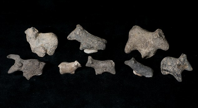 Altri manufatti del posto (Daily Mail)