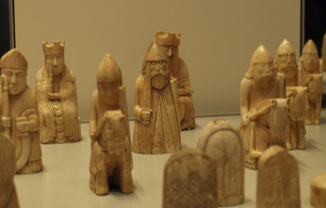 Gli scacchi dell'isola di Lewis (Sean Williams)