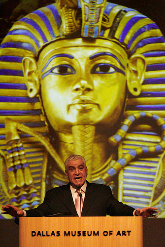 (Zahi Hawass)