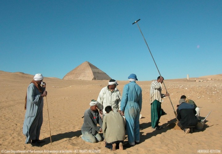 Il team mentre esegue perforazioni (GAI)
