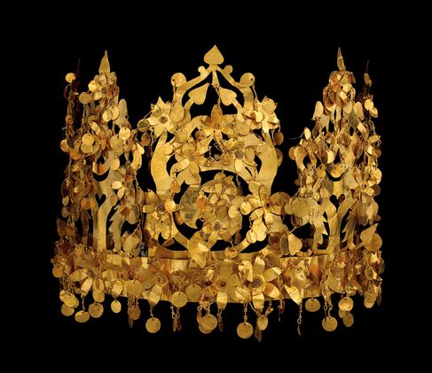 La corona regale d'oro da Tillya Tepe (Thierry Ollivier / Musée Guimet)