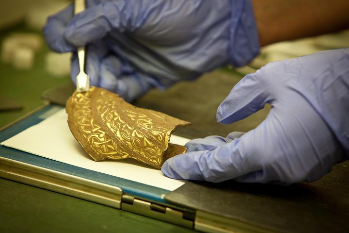 (staffordshirehoard.org.uk)