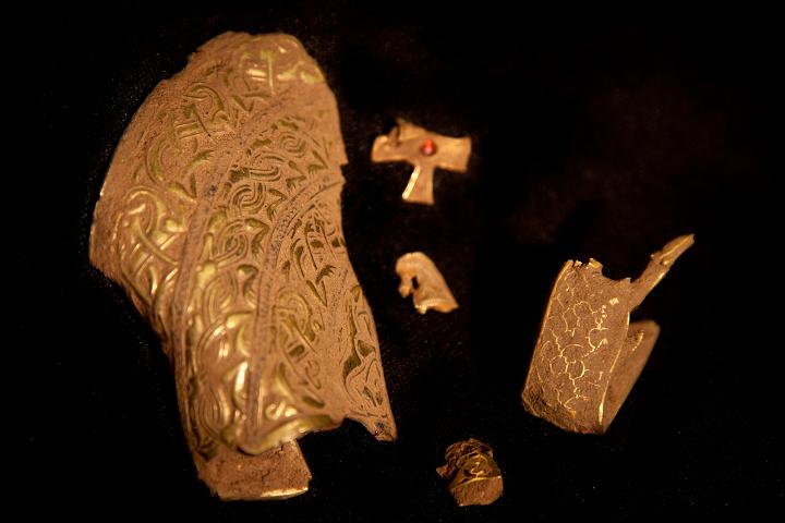 (staffordshirehoard.org.uk)