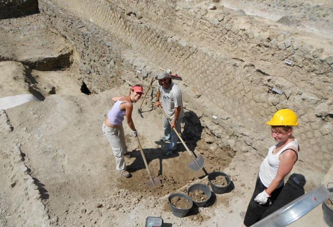 (Suor Orsola Benincasa)