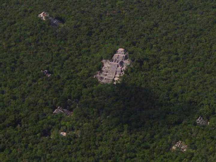 (Archivo/RBC-CONANP, Calakmul ruins)