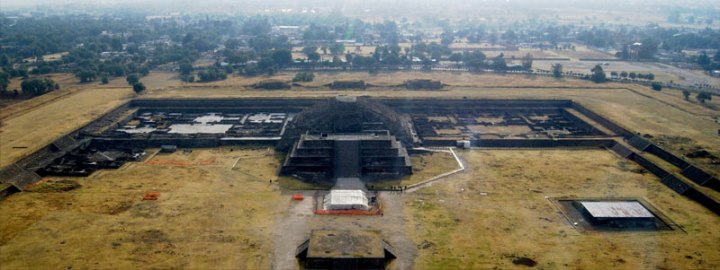 Il tempio di Quetzalcóatl (INAH)