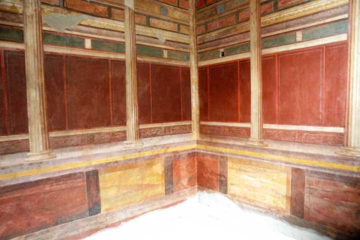 Stanza con decorazione II stile - dopo il restauro (MiBACT)