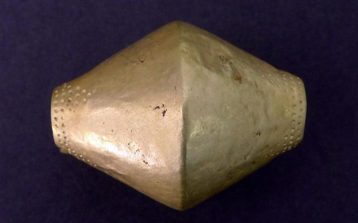 (Ephorate of Antiquities of Lesvos)