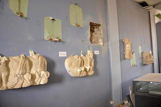 L'interno del museo vandalizzato (REUTERS/SANA/Handout via Reuters)